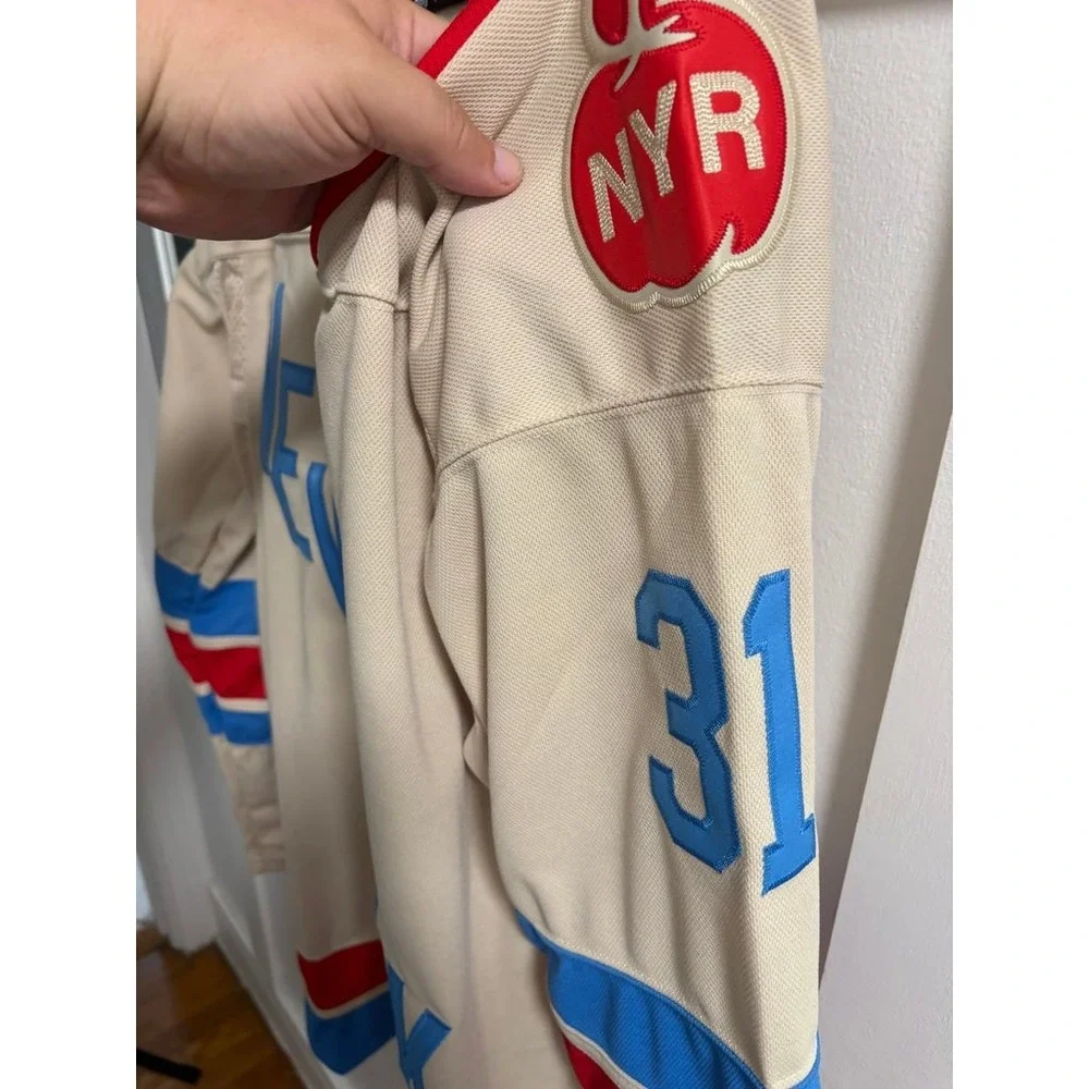 Fanatics Authentic Pro 2026 NHL Winter Classic New York Hockey - Picture 4 of 4